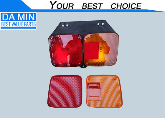 Dua warna Lampu Belakang Truk Berat Jepang Hino700 Series Model Back Plug 4 Pin