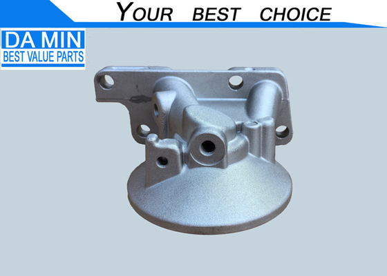 8970966774 Badan Filter Minyak Untuk Bagian Mesin 4HK1 Kepala Filter Aluminium Berputar Pasang Gantung Pada Blok Silinder
