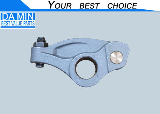 4HF1 4HG1 6HE1 6HH1 Rocker Arm 8970142582 Bagian mesin katup pembuangan udara
