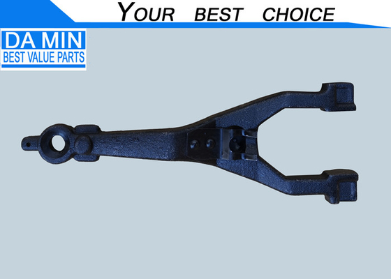 4HF1 4HG1 Clutch Fork 8971879360 Untuk Transmisi Model MXA-seri Isuzu NKR NPR Truck Speed Level Change Part