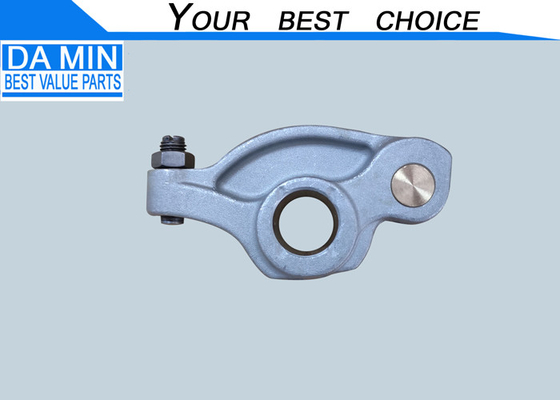 4HK1 6HK1 Rocker Arm 8973064243 Kepala Silinder Air Outlet Rocker Arm Excavator ZX240 ZX360 Truk NPR NQR FSR FVR