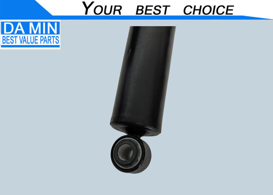 NHR NKR Truck Baju Belakang Shock Absorber 8941674600 Ban Tunggal Belakang Isuzu 1986 Truck Model 4BC2 4BE1 4JB1 Mesin Kendaraan Sasis