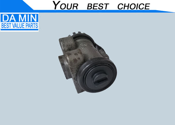 Kereta ringan NKR NPR Silinder roda 8971398240 Rem kanan belakang Drum Rem belakang Silinder Cooper Nozzle Isuzu 4HG1 4GF1 Mesin