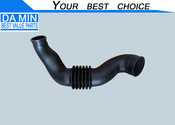 4HK1 Selang Inlet Udara 8980708570 Bagian Fleksibel Bergelombang Pusat Dari Filter Udara ke Turbocharger Air Entry Isuzu NPR NQR Truck